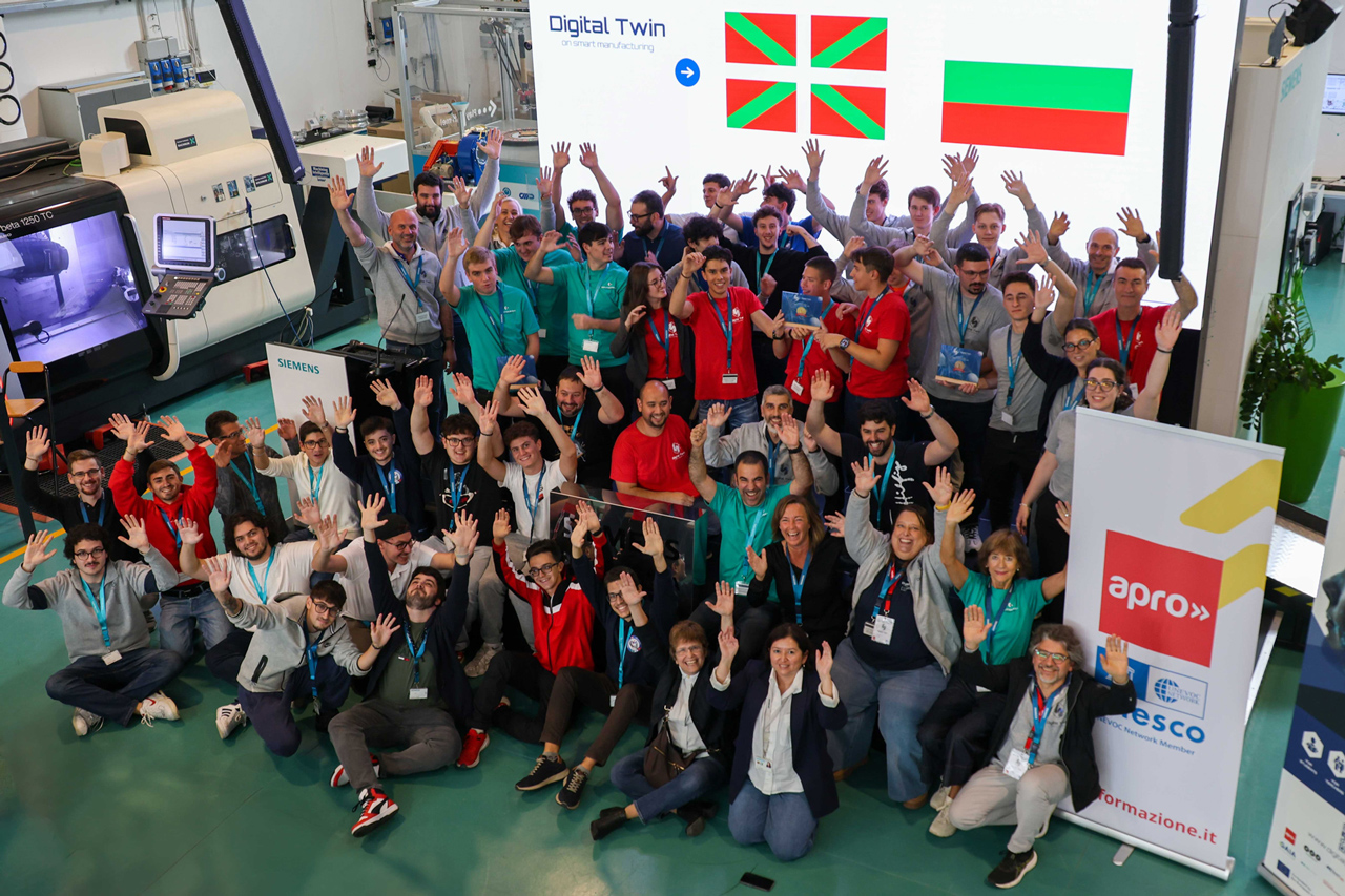 I migliori talenti europei dello Smart Manufacturing si sfidano nell’International Skills Competition del progetto “Digital Twin”